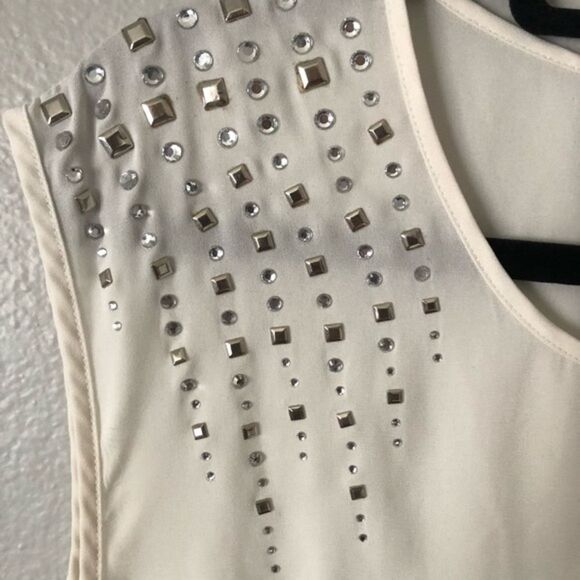 White forever 21 sparkly bling rhinestone blouse size small - Picture 2 of 4